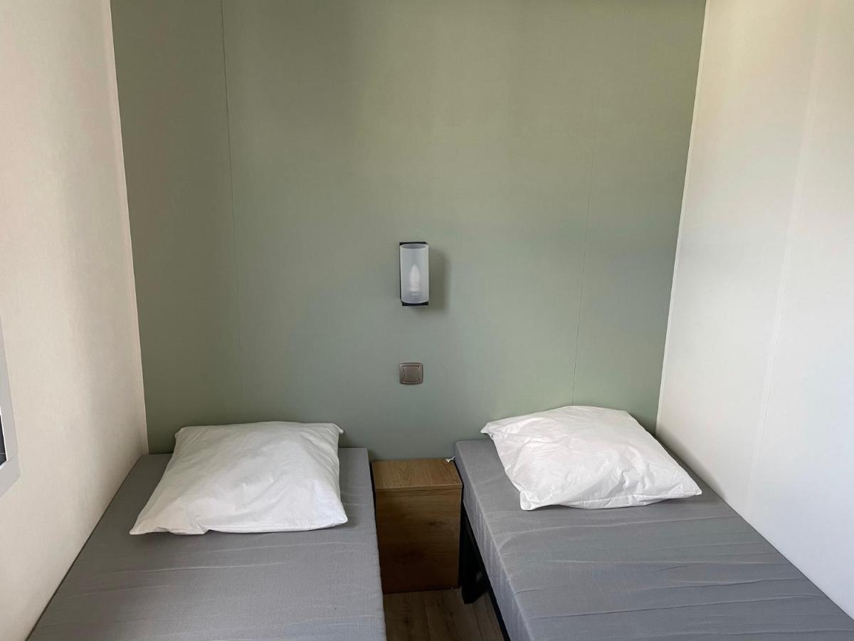 Mobilhome Tout Confort M9 Domaine De Lanniron Quimper Exterior photo
